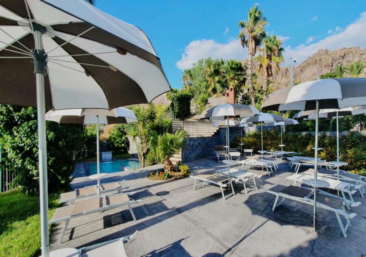 Hotel Casale Dei Greci بيانكافيلا المظهر الخارجي الصورة